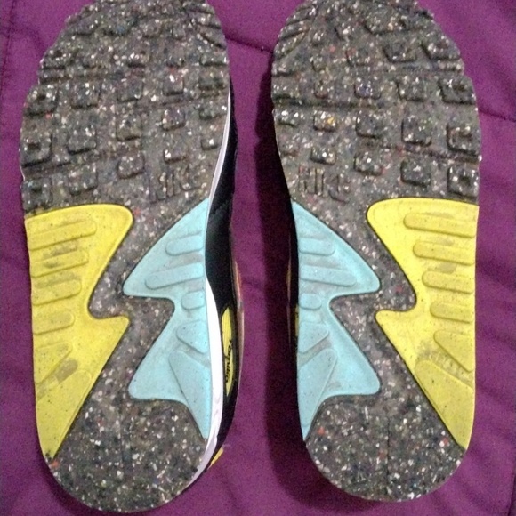 NikevAir Max 90 Familia ~ Latino heritage ~US 5, EUR 37.5 - Picture 11 of 13